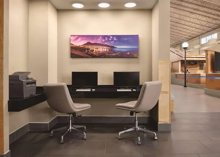 Wyndham Garden Conference Center - Urbana 3* Champaign