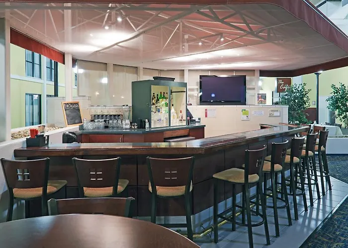 Wyndham Garden Conference Center - Urbana Hotel Champaign