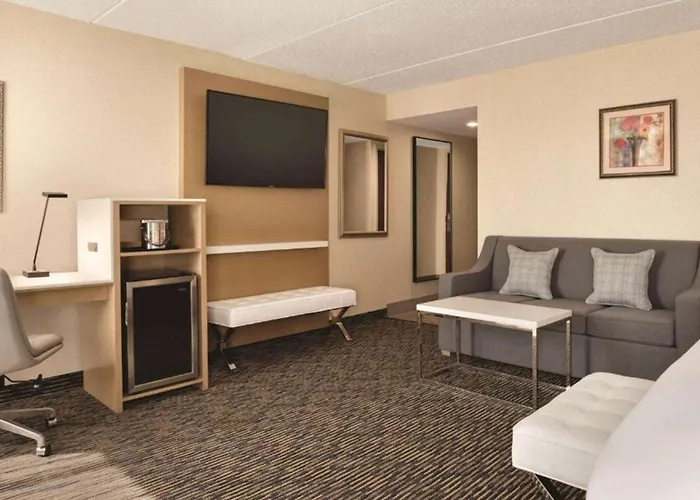 Hotel Wyndham Garden Conference Center - Urbana
