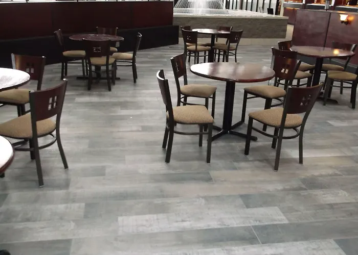Hotel Wyndham Garden Conference Center - Urbana