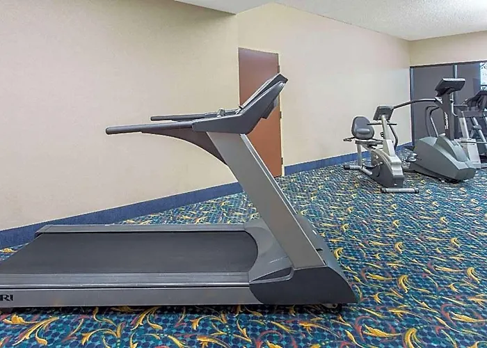 Wyndham Garden Conference Center - Urbana Hotel 3*